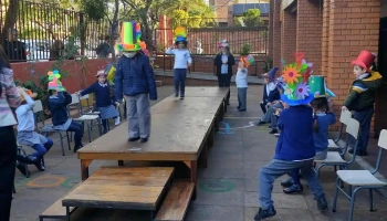 Bachillerato Humanista Mons. Jorge Kemerer - Av. Corrientes 2300-2398