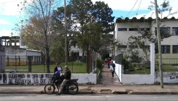 Colegio Secundario En Paso De Los Libres - W3230Aez Paso De Los Libres