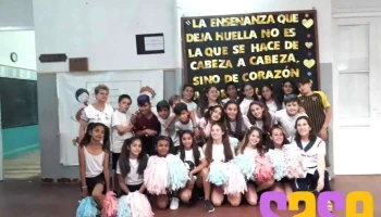Escuela Sarmiento - Presidente Juan D Peron & Belgrano