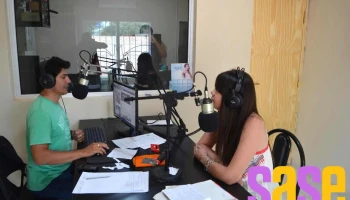 Fm Independencia 98.1 Campo Largo Chaco - H3716 Campo Largo