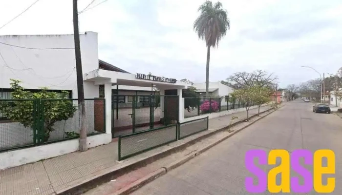 Centro De Educacion Secundaria Para Adultos Nº 1 - Corrientes