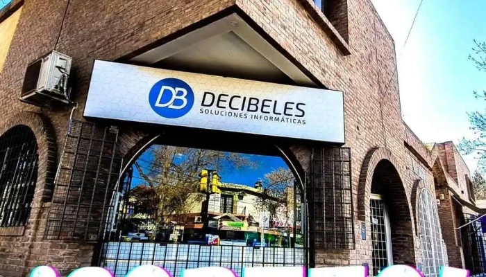 Decibeles Computacion Servicio Tecnico Pc Del Propietario - San Martín