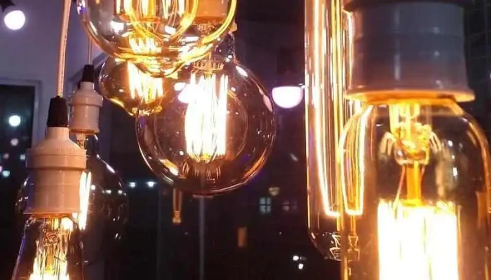 Eléctrica Moreno - Colón