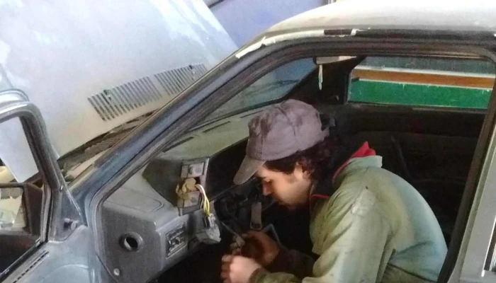 Electricidad Del Automotor Johny -  Donde - Neuquén