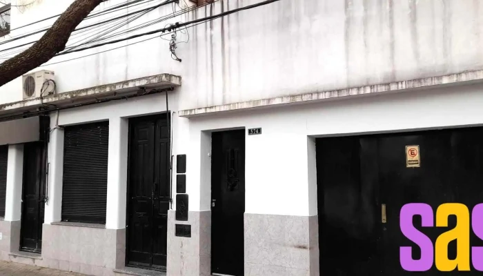 Electripor Fabrica De Aisladores De Porcelana Del Propietario - Rosario