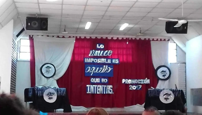 Escuela Bustamante - Santo Tomé