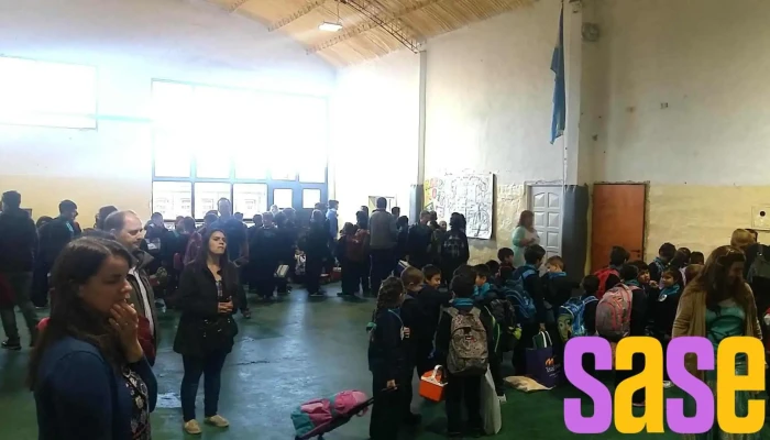 Escuela Cooperativa Los Andes - Inicial y Primaria - San Carlos De Bariloche