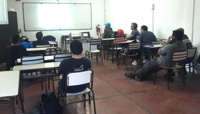 Escuela De Capacitacion Para El Trabajo Ndeg 6 203 Descuentos - Godoy Cruz