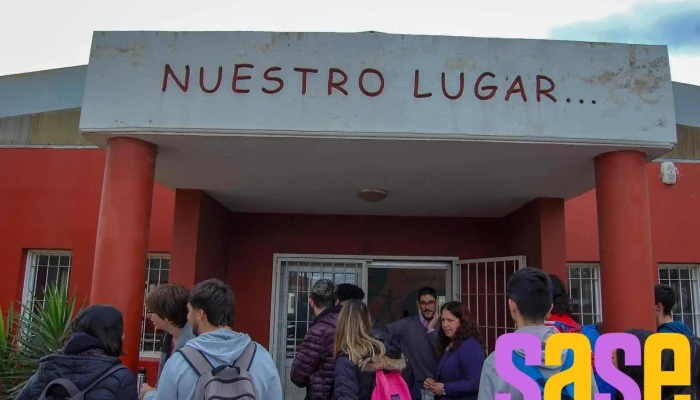 Escuela Héctor Valdivielso La Salle - Malvinas Argentinas