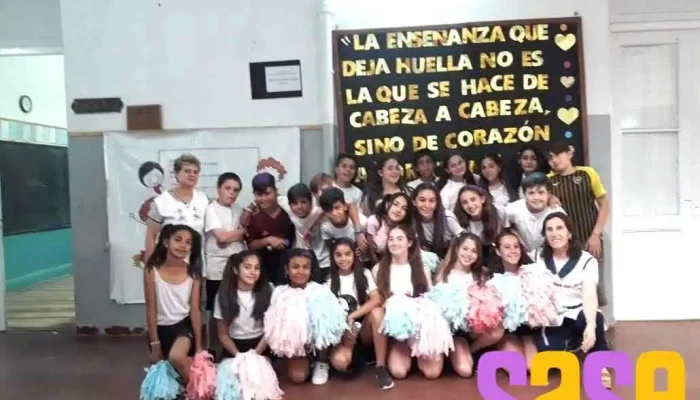 Escuela Sarmiento - Presidente Juan D Peron & Belgrano