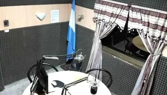 F. M. Sensación Simoca 101.9 MHz. - Simoca