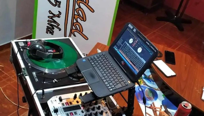 Fm Ciudad 88.5 - La Primera del Dial - Corrientes