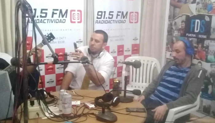 Fm Fuera De Serie 915 Direccion - Corrientes
