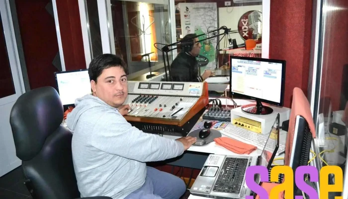 Fm Vox 103.3 - X2677 Ucacha