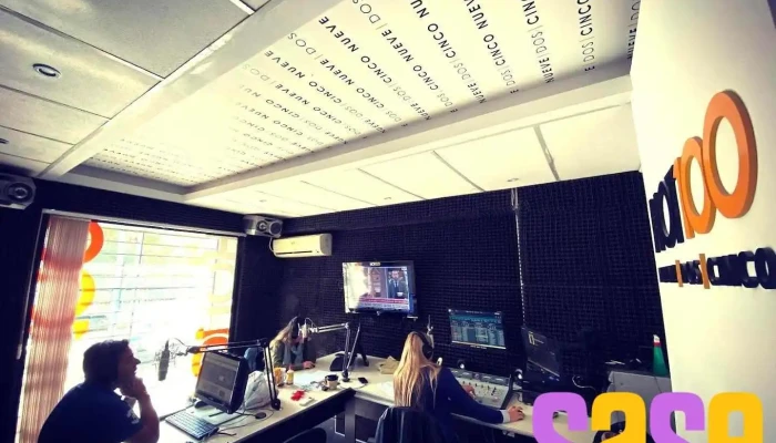 Hot100 92.5Mhz - Villa Mercedes