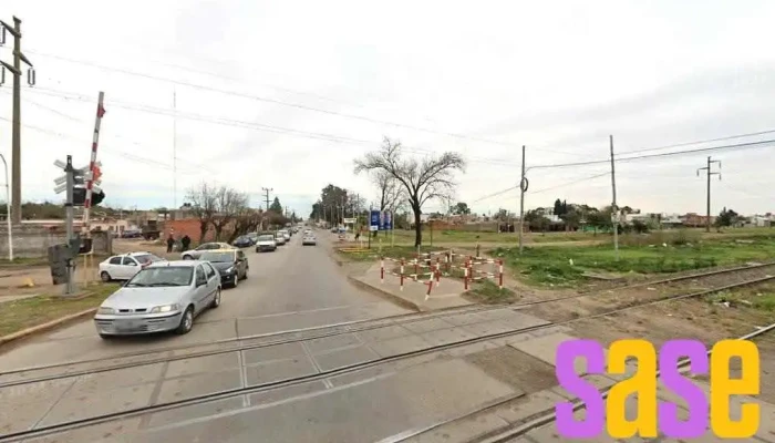 Los 40urbana 104.3 - S2154 Cap. Bermúdez