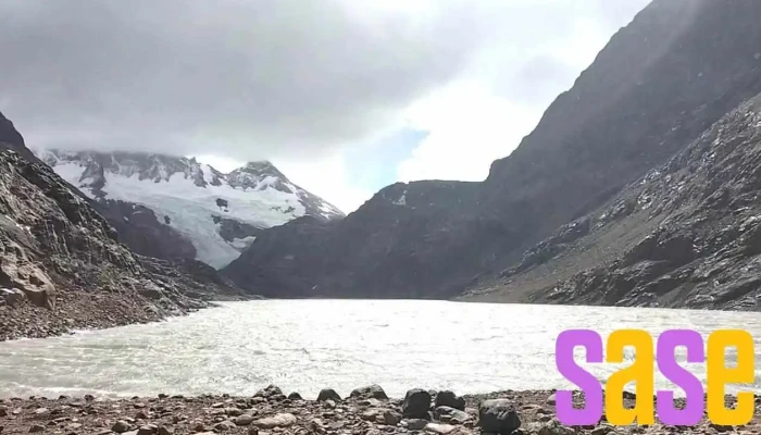 Mirador Del Lago Electrico Videos - Santa Cruz