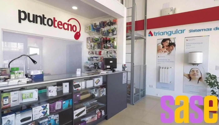 Punto Tecno -  Interior - Villa Larroque