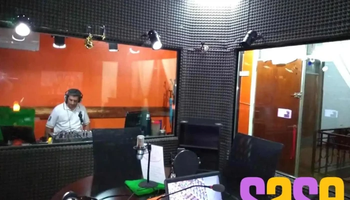 Radio 93.7 Fm Cv - W3400Ayt