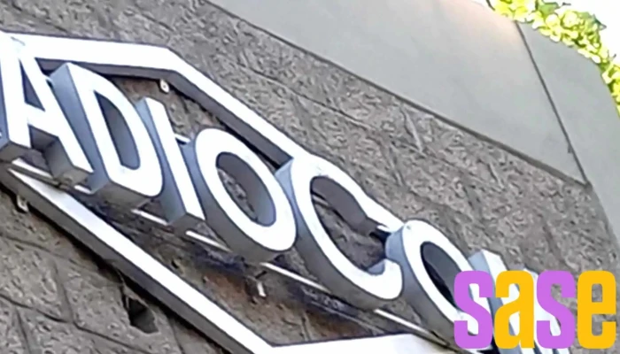Radio -  Com Srl Videos - Santa Lucía