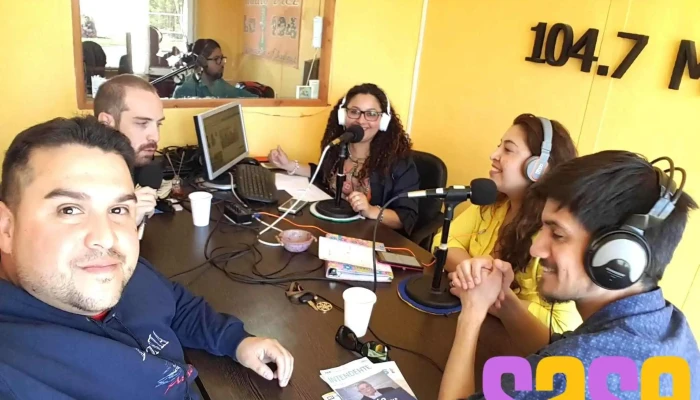 Radio Diez 104.7 - Sarmiento