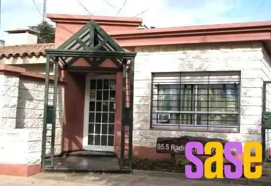 Radio Las Parejas - S2505 Las Parejas
