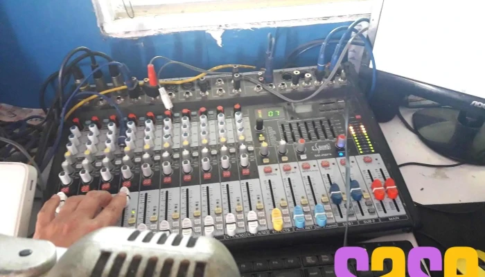 Radio Top - Saavedra & Ituzaingó