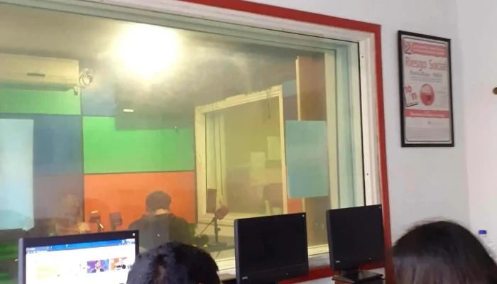 Riachuelo Fm 100.9 - C1162Aei Cdad. Autónoma De Buenos Aires